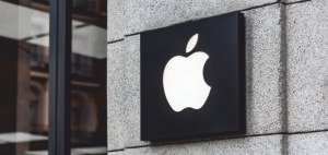 Read more about the article The Power of One Voice: Arun Malik’s Rise as a Generation’s Guide